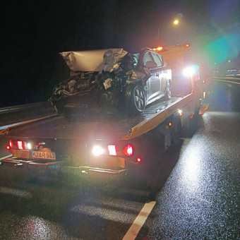 Auto Įvykiu šalinimas Vilnius TraloPaslauga nuotrauka 11