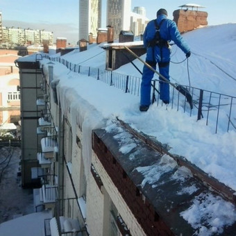 Sniego valymas nuo stogų Kaunas K. Tarvydas nuotrauka 7