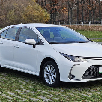 Toyota Corolla (2024) automatinė. Kaunas MB Vitarent nuotrauka 15