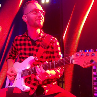 Individualios gitaros pamokos Vilnius Rokas Jackunas nuotrauka 2