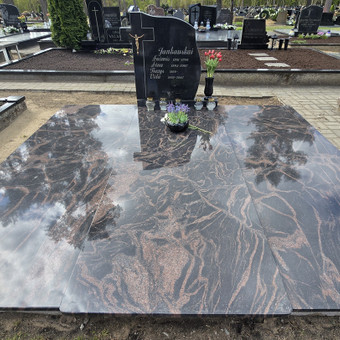 Granito plokštės kapams, dengimas Šilutės rajonas UAB Ponas Ąžuolas nuotrauka 5