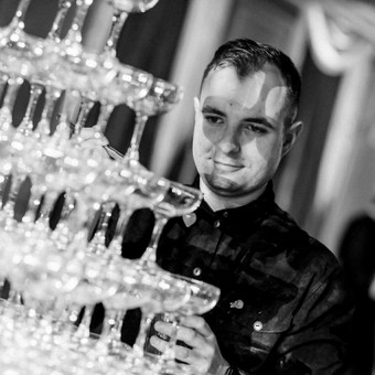 Šampano piramidė Vilnius Lukas Zimblys nuotrauka 6