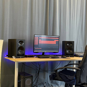 Garso įrašų valymas Klaipėda Sound Cave muzikos studija nuotrauka 2