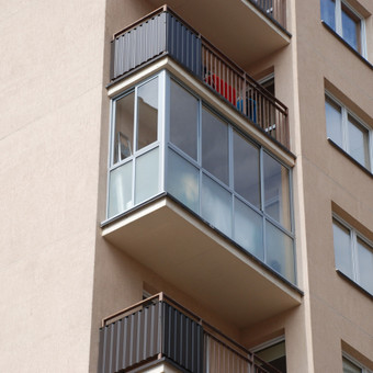 Balkonų stiklinimas Vilniaus rajonas UAB KONTESTA nuotrauka 1