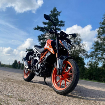 Motociklo KTM Duke390 (A2) nuoma Vilnius MotoSpot nuotrauka 12