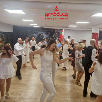 Bachata pamokos Šiauliai Šokių studija "Arabella" nuotrauka 5
