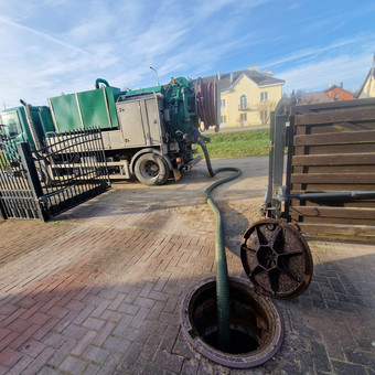 Skysčių pervežimas, nuotekų išvežimas, vqlymo įrenginių priežiura Šiauliai Mb Norvala nuotrauka 1