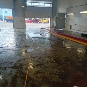 Autoservisu Garažu plovimas nuo temalu Vilnius Ramybe MB nuotrauka 11