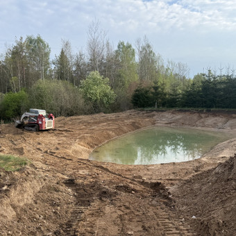 Bobcat nuoma Vilnius MB Bilarda nuotrauka 2