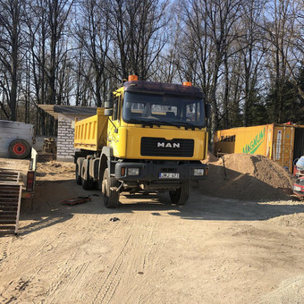 Žvyro, grunto, smėlio vežimas
Triašio nuoma ir paslaugos
Balninio vilkiko nuoma ir paslaugos Panevėžys Uab Gorteda nuotrauka 3 Savivarčio nuoma Panevėžys Uab Gorteda nuotrauka 3