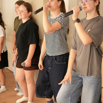 Grupinės dainavimo pamokos Kaunas EVoice Muzikos Studija nuotrauka 2