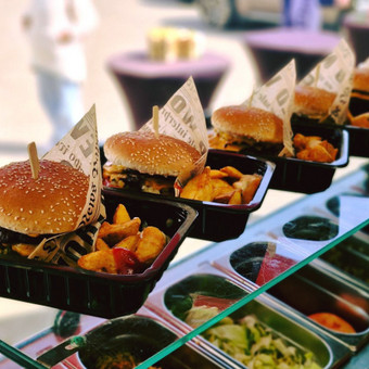 Karštųjų patiekalų gaminimas Vilnius BELLY BUDDY food truck nuotrauka 2