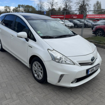 Toyota Prius nuoma Vilnius MB Švarus lapas nuotrauka 2