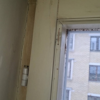 Lango dažymas teptuku bėginiais m. Vilnius MB Lango Rėmas nuotrauka 3