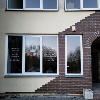 Langų ir stiklų lipdukai Kaunas UAB STILINGA REKLAMA nuotrauka 22
