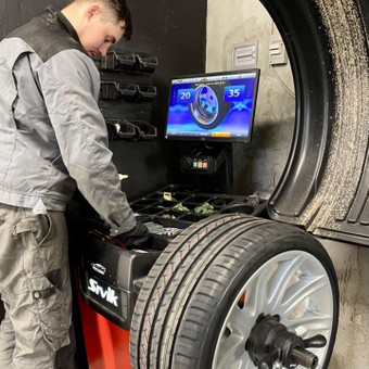Padangų, ratų montavimas Vilnius NevadaMotors nuotrauka 6