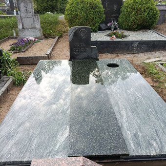 Granito plokščių kapams dengimas Kaunas Kapinukas nuotrauka 10