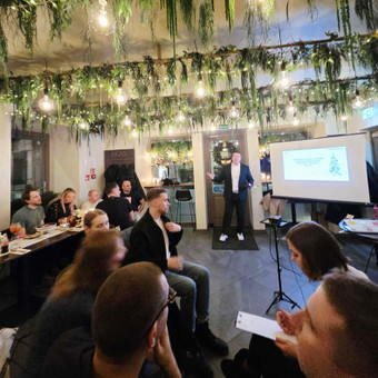 Pramoginis protų mūšis Vilnius Renginių paletė nuotrauka 4