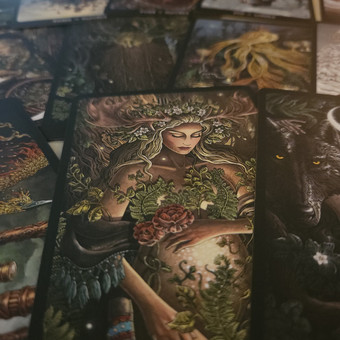 Nuotolinė taro kortų konsultacija bei palaikymas po jos Vilnius Dark Moon Taro nuotrauka 4