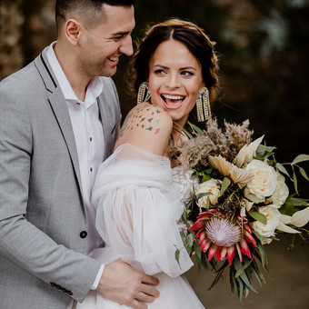 Klientų patogumui esu sudariusi orientacinius fotografavimo paketus preliminariai pagal fotografavimo laiką. Išsamūs pasiūlymų aprašymai ir kainos https://www.simsimfoto.com/vestuviu-fotosesija Šiauliai Simona Simonavičė nuotrauka 3 Vestuvių fotosesija Šiauliai Simona Simonavičė nuotrauka 3