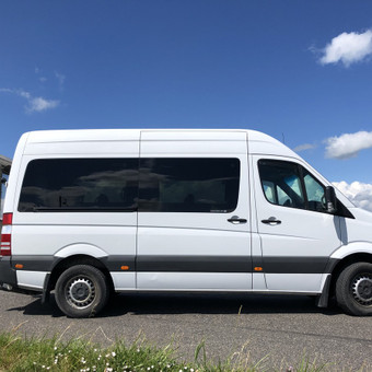 Nuo 1 iki 46 keleivių - Jums tinkamiausiu automobiliu, už teisingą kainą nuvešime nuo Vilniaus iki Klaipėdos ar kitais maršrutais.
Saugumo sumetimais prašome dėvėti kaukes. :) Vilnius LTuras nuotrauka 6 Vilnius > Klaipėda Vilnius LTuras nuotrauka 6
