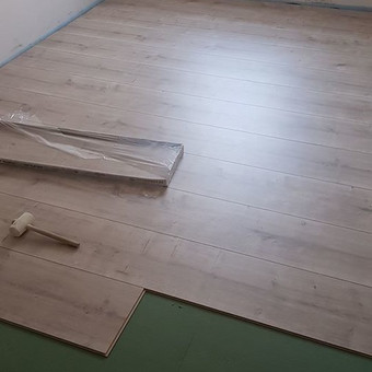 Grindų klojimas, remontas Klaipėda Vakarų Apdaila nuotrauka 16