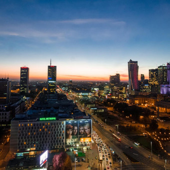 Seniai planuojate, tačiau niekaip neprisiruošiate aplankyti Varšuvą? Kreipkitės į mus ir važiuokime kartu:)! Vilnius LTuras nuotrauka 9 Vilnius > Varšuva Vilnius LTuras nuotrauka 9