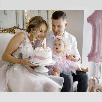 Daug puošnių rūbelių vaiko 1-ojo gimtadienio, cake-smash tipo fotosesijoms, mergaitėms ir berniukams.Parašykite el. paštu, atsiųsiu pavyzdžių. Vilnius Brigita Grigiene Photography nuotrauka 3 Gimtadienio fotosesija Vilnius Brigita Grigiene Photography nuotrauka 3