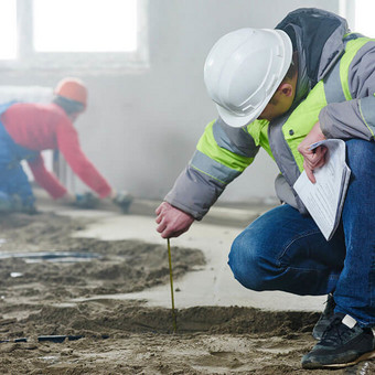 Senų grindų griovimo darbai - naujų grindų pilnas įrengimas Kaunas Grindų betonavimas nuotrauka 3