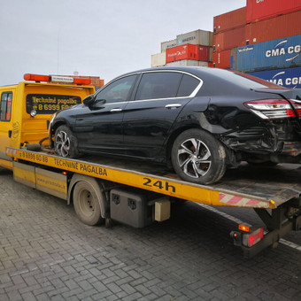 Klaipedos mieste Klaipėda Geras tralas nuotrauka 5 Pagalba užklimpus automobiliui Klaipėda Geras tralas nuotrauka 5