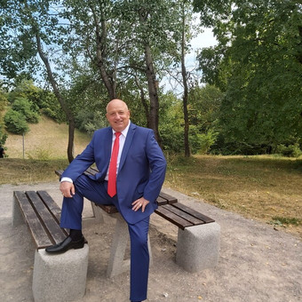 Grojiu ir pravedu jubiliejiu , krykstinu, gimines suejimo, vestuviu, bei imones sventinius vakarus. Kaunas Artūras Koženiauskas nuotrauka 3 Muzikantai jubiliejui Kaunas Artūras Koženiauskas nuotrauka 3