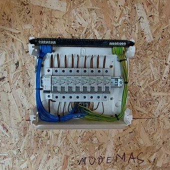 Kaina sutartine, + Kuras. Marijampolė Elektrikas marijampolė nuotrauka 1 Elektros instaliacija Marijampolė Elektrikas marijampolė nuotrauka 1