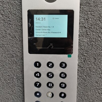Praėjimo kontrolių montavimas. Kaunas MB "LankstiApsauga" nuotrauka 1 Telefonspynių montavimas Kaunas MB "LankstiApsauga" nuotrauka 1