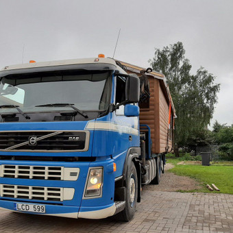 Nebabaritnių krovinių pervežimui, parenkame automobilį pagal eilė kriterijų tokie kaip: įvažiavimas, krovinio svoris, matmenys Kaunas Dignusa nuotrauka 1 Negabaritinių krovinių gabenimas Kaunas Dignusa nuotrauka 1