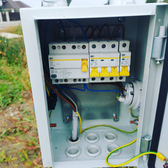 Skydų sujungimas, skydelių remontas, nuotekio relių, automatinių jungiklių, automatikos komponentų montavimas Klaipėda MB Elektros srautas nuotrauka 6 Nuotėkio relės pajungimas Klaipėda MB Elektros srautas nuotrauka 6