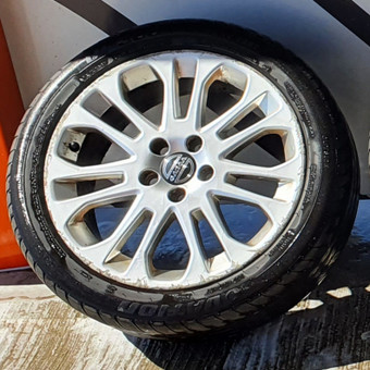 Tralas traliukas Tech pagalba kelyje
Paslaugos ikainis aptariamas pagal aplinkybes Klaipėda Aivatrans nuotrauka 2 Automobilio rato keitimas Klaipėda Aivatrans nuotrauka 2