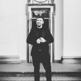 Švetės vedimas su įdomia, nematyta mano paties kurta originalia vedimo programa, kruopščiai pagal kliento pageidavimus atrinka muzika fonui ir šokiams, PRO apšvietimu ir įgarsinimu. Kaunas Justinas Sruoginis nuotrauka 2 Įmonių renginių vedimas Kaunas Justinas Sruoginis nuotrauka 2