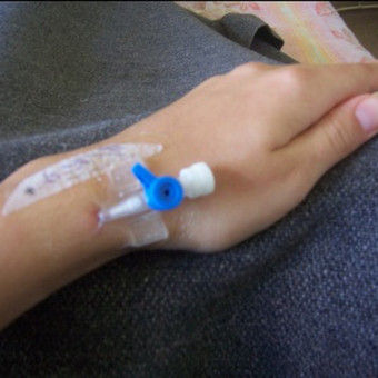 Be išeiginių dienų,9-21val. Dirbu ir su COVID pacientais.
Kaina-nuo laiko iš savo namų-30 min-10 eu.
Atskirai skaičiuojamas kelionės mokestis, arba galite mane pasiimti ir parvežti namo patys. Kaunas Lina nuotrauka 3 Lašelinių statymas Kaunas Lina nuotrauka 3