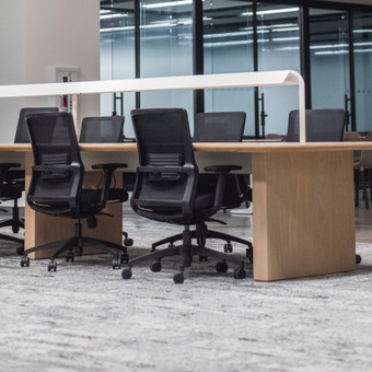 Dulkių nuo paviršių šalinimas, grindų valymas sausuoju ir/ar šlapiuoju būdais, ekspozicijų, stendų valymas Kaunas MB GI business solutions nuotrauka 4 Biurų valymas Kaunas MB GI business solutions nuotrauka 4