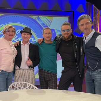 Dainininkai, muzikos grupės Vilnius Laimingu būti lengva nuotrauka 2