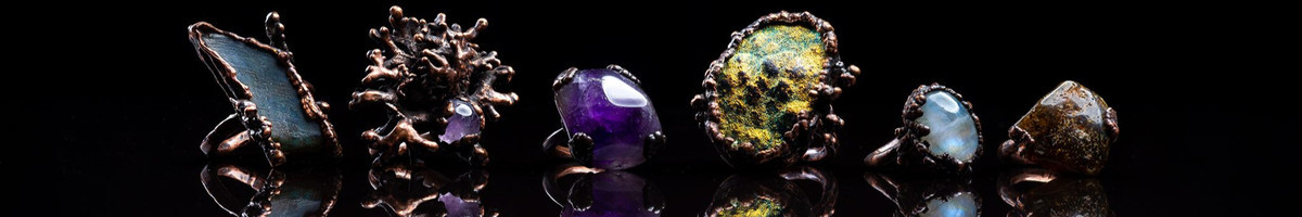 Sacred Forest Jewellery organiški rankų darbo papuošalai