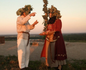 Renginių, lietuviškų apeigų vedėja, atlikėja, lektorė / UAB Kruenta / Darbų pavyzdys ID 2536948