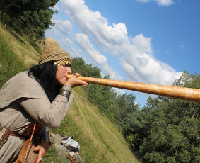 Renginių, lietuviškų apeigų vedėja, atlikėja, lektorė / UAB Kruenta / Darbų pavyzdys ID 2537048