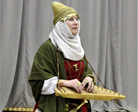 Renginių, lietuviškų apeigų vedėja, atlikėja, lektorė / UAB Kruenta / Darbų pavyzdys ID 2536800