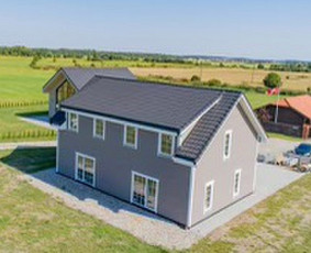Karkle,kotedzas dvieju daliu po 100m2
