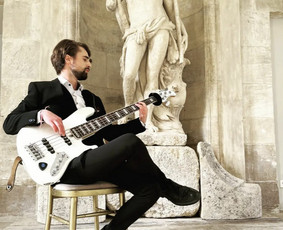 Gitaros pamokos Vilniuje arba online - Muzikos mokytojai - 1 Muzikos mokytojai - Gitaros pamokos Vilniuje arba online - 1