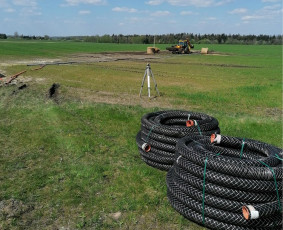 Drenažas. Melioracija. Lietus. Kanalizacija.el. Žemes darbai - Drenažo įrengimas - 1 Drenažo įrengimas - Drenažas. Melioracija. Lietus. Kanalizacija.el. Žemes darbai - 1