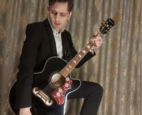 Ignas – nuo gyvos muzikos iki šokių aikštelės / Ignas Stonkus / Darbų pavyzdys ID 3380462