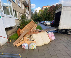 Statybiniu šiukšliu/medienos (baldų) išvežimas - Šiukšlių išvežimas: statybinių ir kt. - 3 Šiukšlių išvežimas: statybinių ir kt. - Statybiniu šiukšliu/medienos (baldų) išvežimas - 3