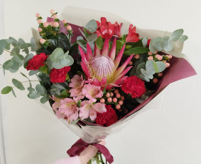 Švenčių Dekoravimas, Floristė, Gėlių Pristaymas, Prenumerata / Gėlių voratinklis / Darbų pavyzdys ID 3786970